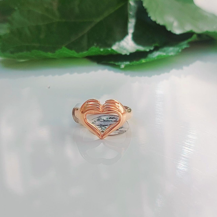 انگشتر قلبی