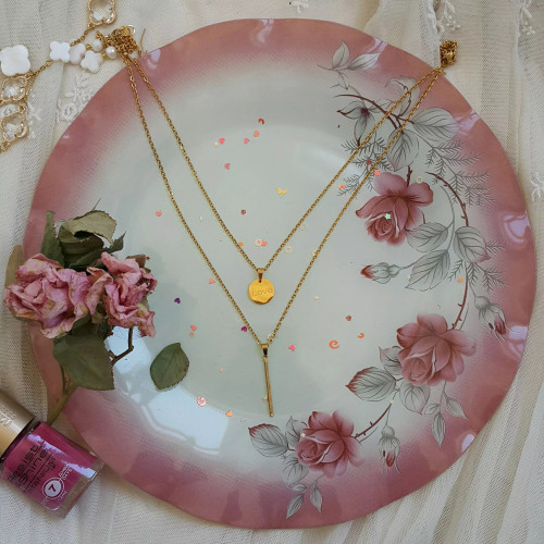 گردنبند دو ردیفه دایره با حکاکی لاو و استوانه ساده طلایی رنگ ثابت کد ۱۲۴۳