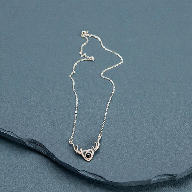 گردنبند لاو